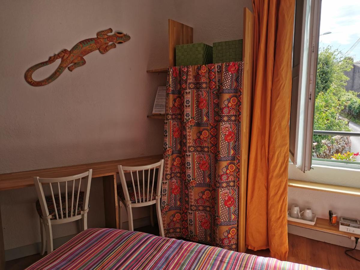 Logis Des Douves Bed and Breakfast Tiffauges Esterno foto